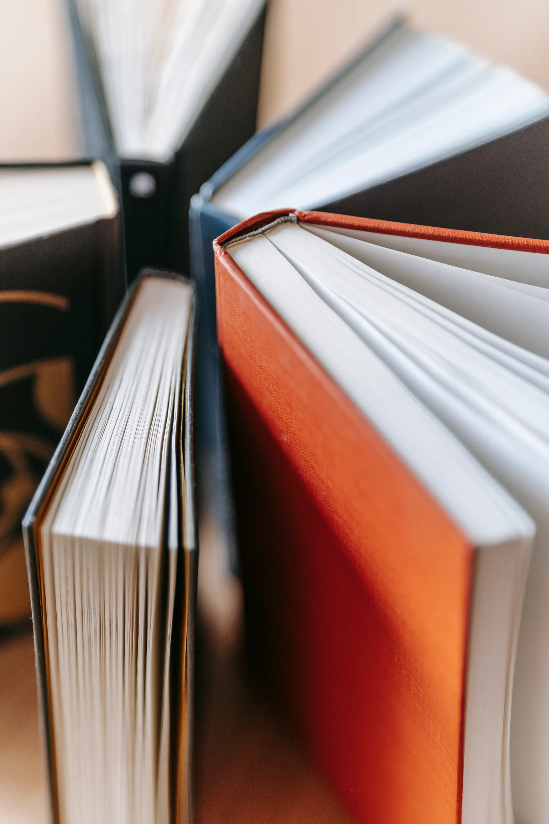 Una selezione di libri stampati